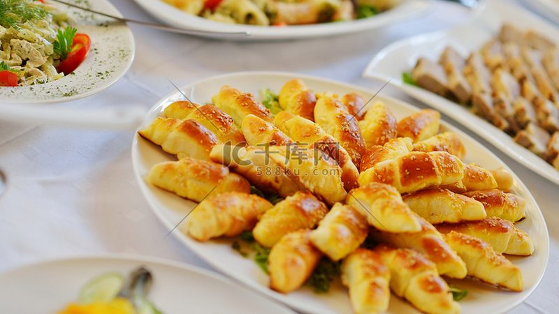 金龙鱼粮油：揭秘其背后的优缺点
